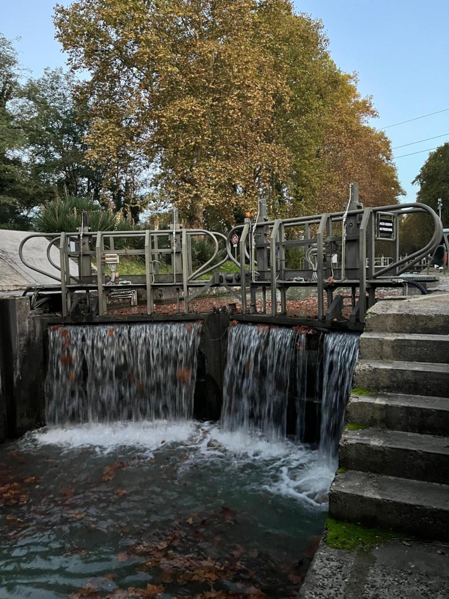 Maison Eclusiere Le Coup De Pompe Meilhan-sur-Garonne 외부 사진
